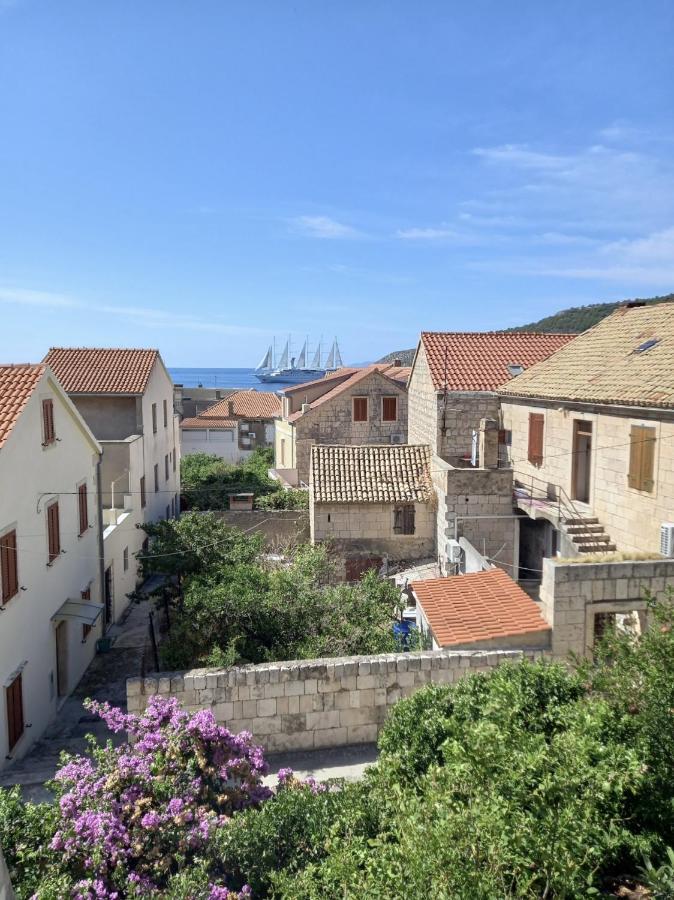 Apartments Nona Draga Komiža المظهر الخارجي الصورة