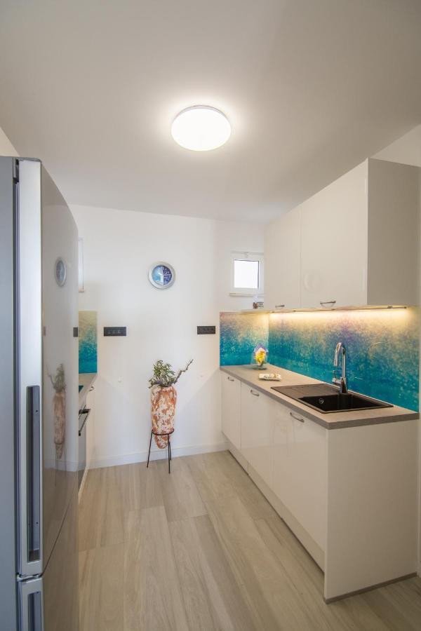 Apartments Nona Draga Komiža المظهر الخارجي الصورة