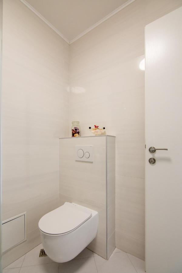 Apartments Nona Draga Komiža المظهر الخارجي الصورة